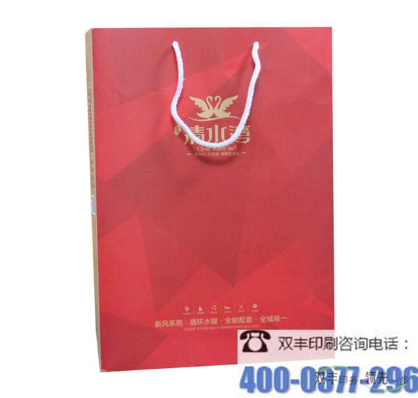 旅游手提袋設(shè)計(jì)的要點(diǎn)?